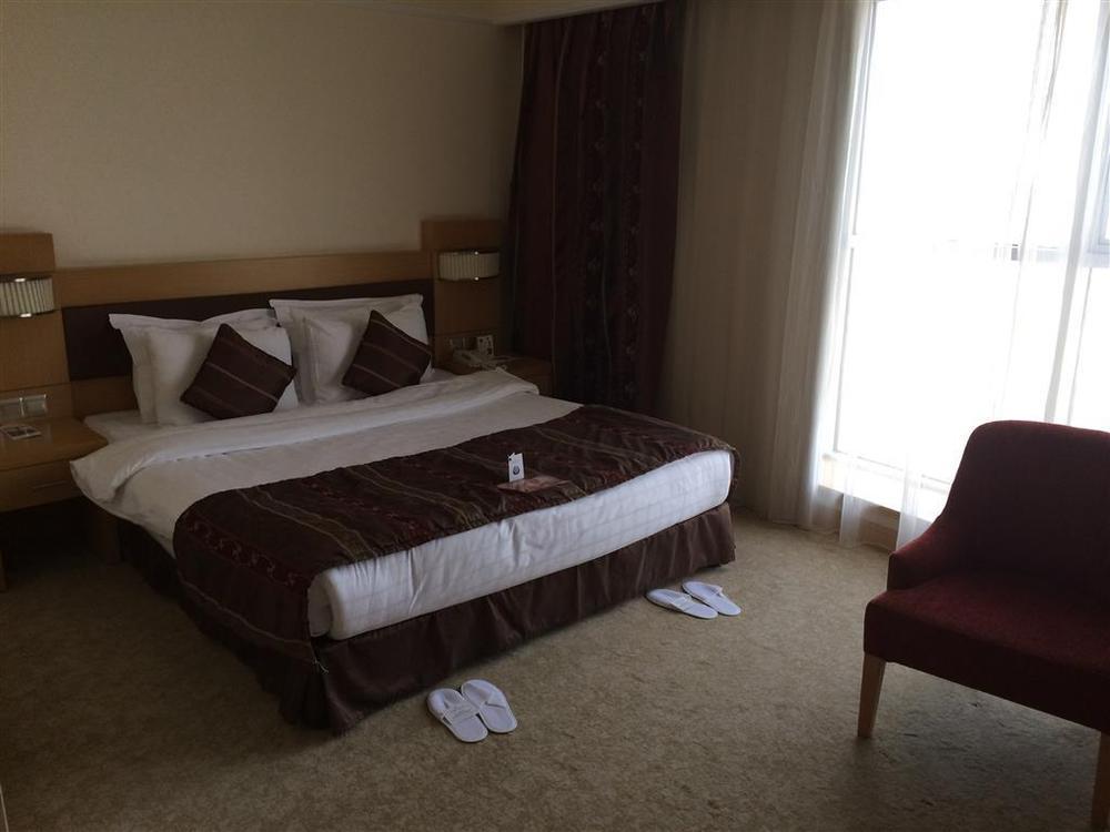 Grand Pasha Luxury Central Nicosia Hotel & Casino Rom bilde