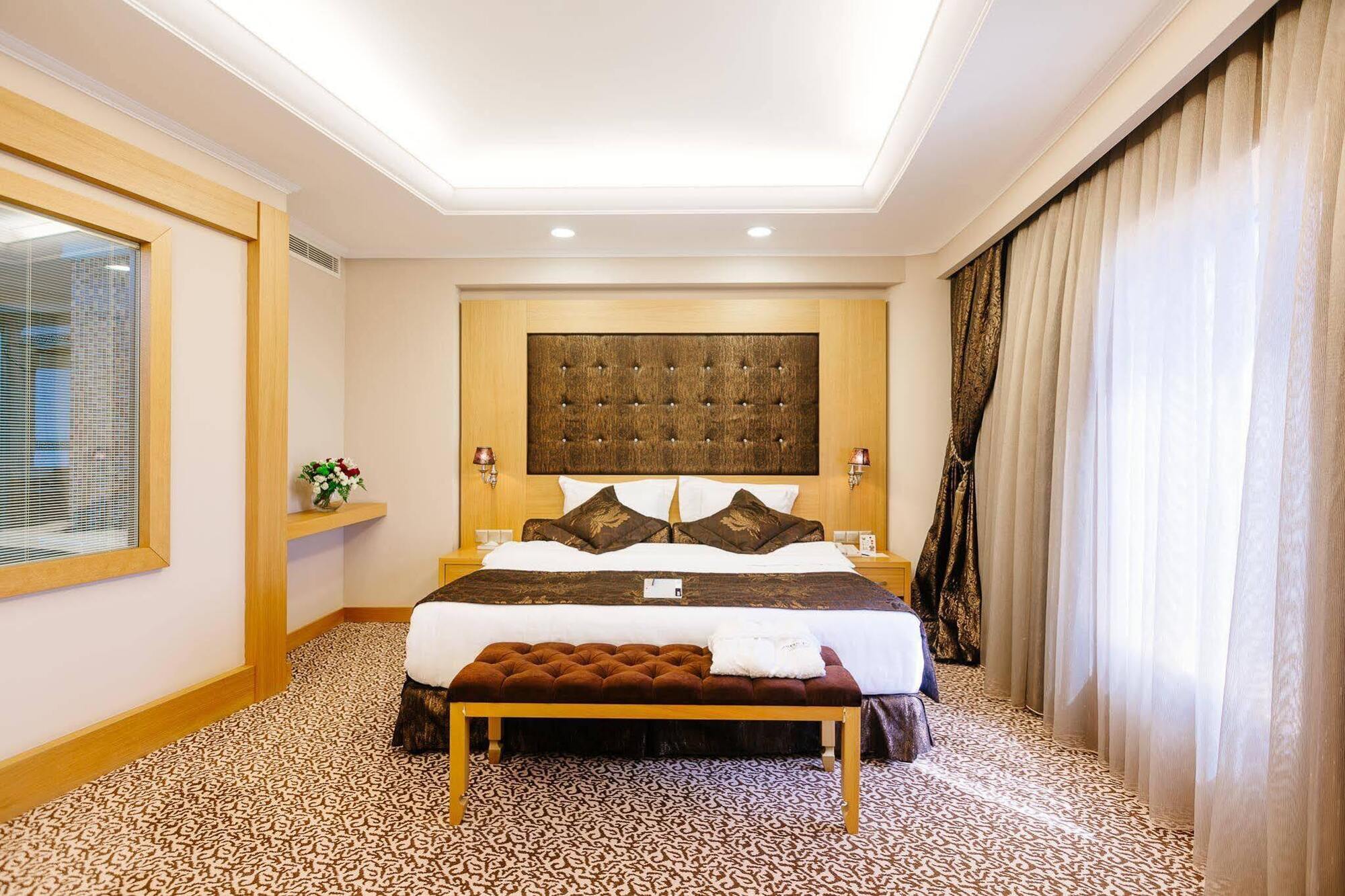 Grand Pasha Luxury Central Nicosia Hotel & Casino Eksteriør bilde